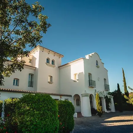 B Bou Cortijo Bravo Hotel 4*