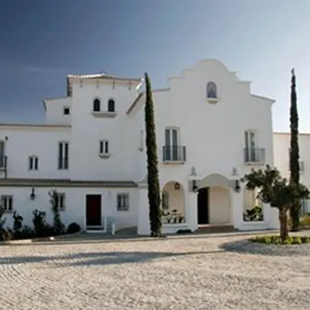 B Bou Cortijo Bravo 4*